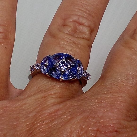 beautiful tanzanite ring! size 6 - Picture 3 of 7